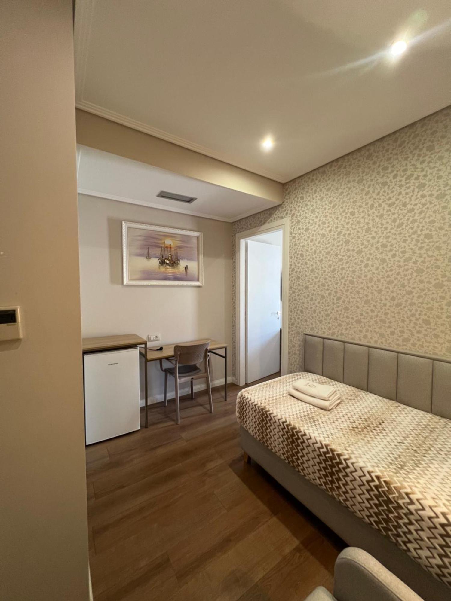 Class Hotel 卡萨米尔 外观 照片